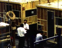 lance.jpg (15961 bytes)